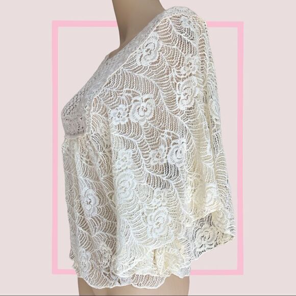 Blu Planet - Ruffled sleeves Sheer Floral Embroidered Lace Cream top size S - Picture 3 of 9